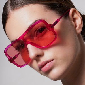 Jagger Sunglasses in Pink/Pink